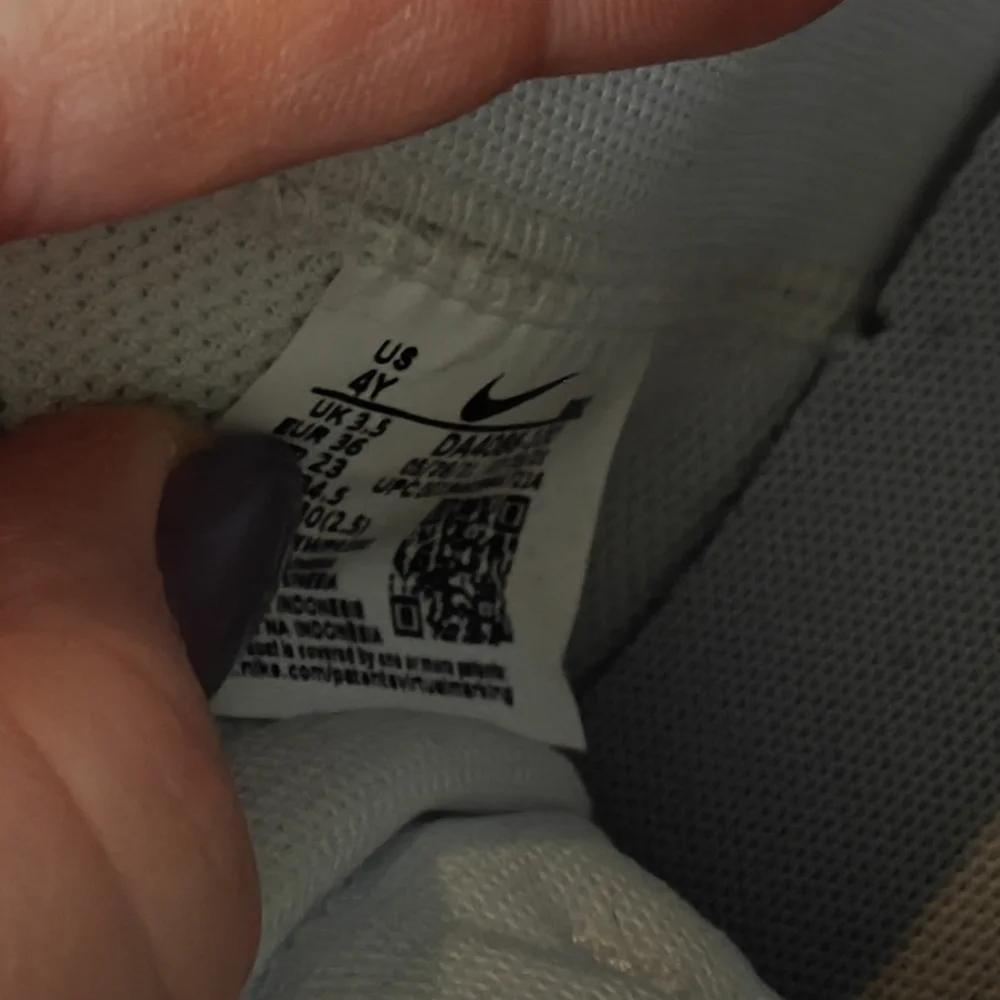 NIKE Blazer Mid 77 Vintage White Black - Picture 8 of 8